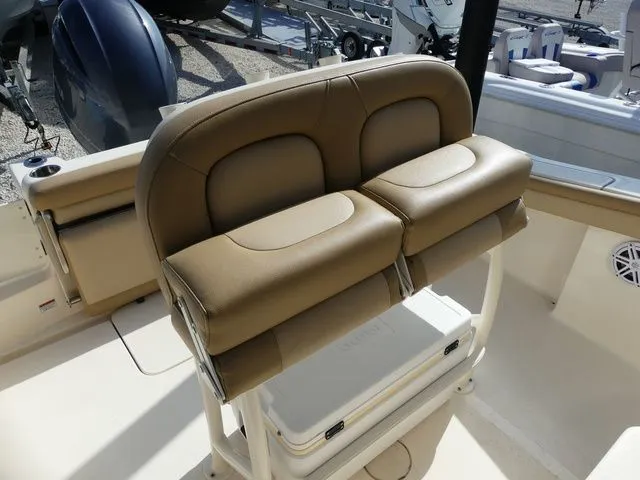 Slide: The Image of Scout 215 XSF 2020 - 9