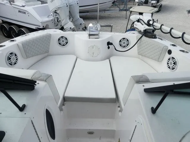 Slide: The Image of Twin Vee 240 Dual Console GFX 2023 - 12