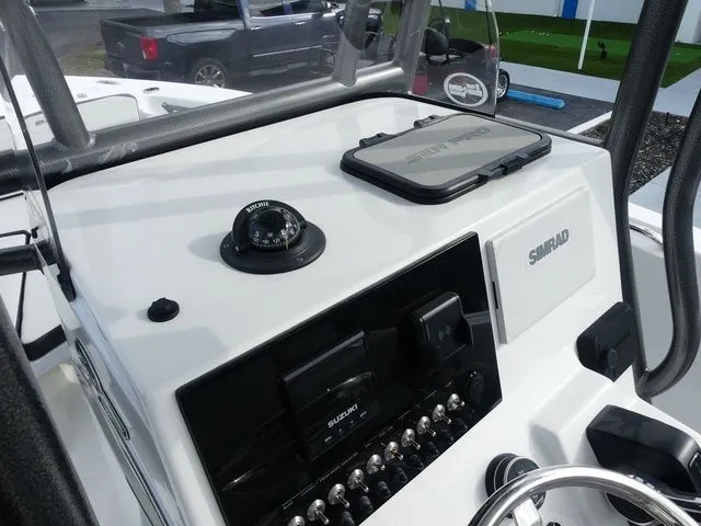 Slide: The Image of Sea Pro 225 FLXR Sandbar 2026 - 17