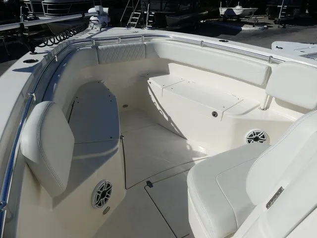 Slide: The Image of Cobia 280 Center Console 2024 - 15