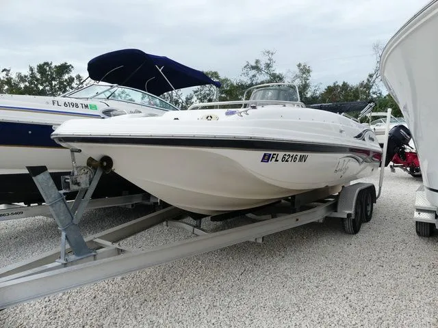 Slide: The Image of Hurricane SUNDECK SPORT SS 211 OB 2005 - 2
