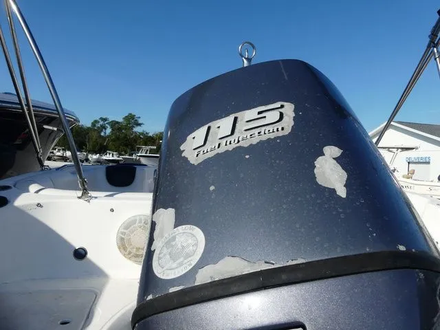 Slide: The Image of Hurricane SunDeck Sport 188 OB 2014 - 4