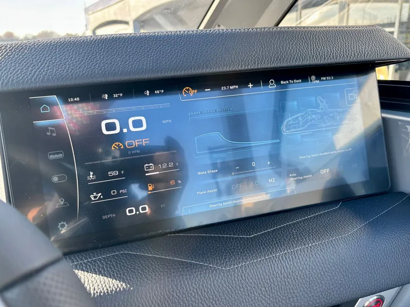 Slide: The Image of Nautique Super Air Nautique G25 2026 - 28