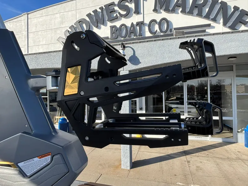 Slide: The Image of Nautique Super Air Nautique G25 2026 - 37