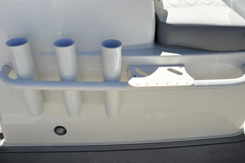 Slide: The Image of Rod holders and seating on a 2026 Mako 18 Pro Skiff boat. - 23