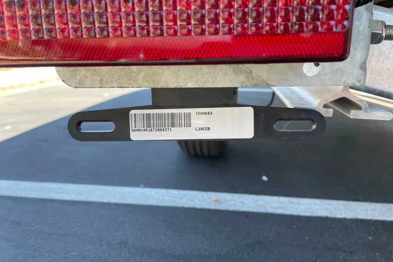 Slide: The Image of Barcode and serial number on a 2026 Mako 18 Pro Skiff trailer. - 78