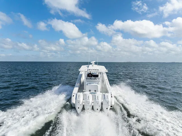 Slide: The Image of Yellowfin 42 Offshore 2024 - 111