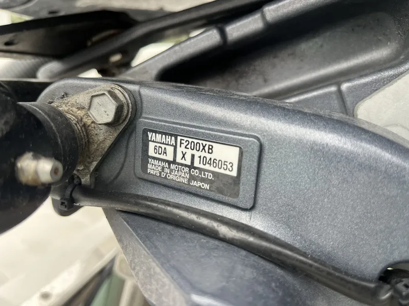 Slide: The Image of Robalo 226 Cayman 2020 - 9