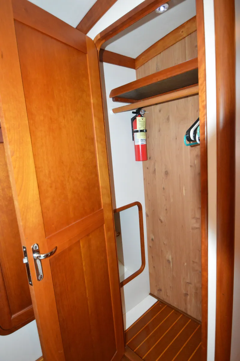 Slide: The Image of Legacy 42 Sedan 2005 - 38