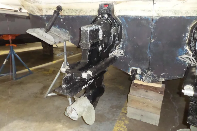 Slide: The Image of 1994 Searay 300 Weekender boat stern drive in maintenance setting. - 45