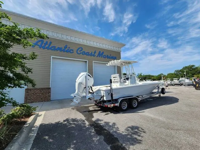 Slide: The Image of Pathfinder 2500 Hybrid 2025 - 3