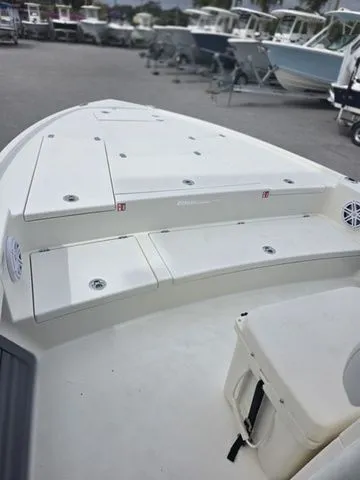 Slide: The Image of Pathfinder 2500 Hybrid 2026 - 23