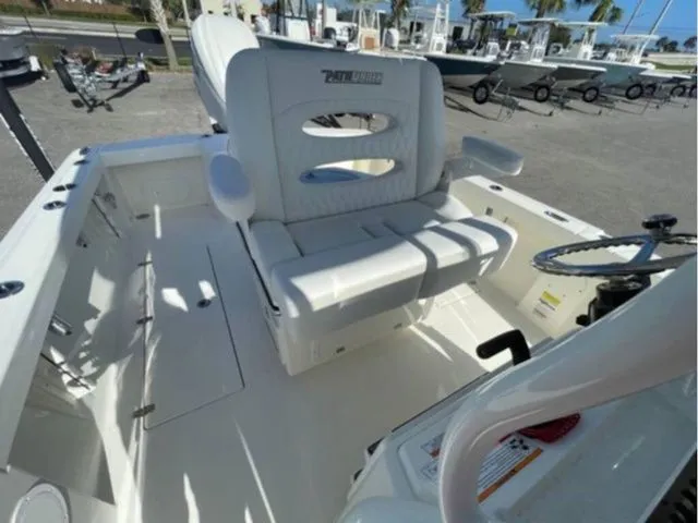 Slide: The Image of Pathfinder 2400 Open 2025 - 10