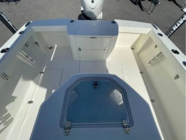 Slide: The Image of Pathfinder 2400 Open 2025 - 15