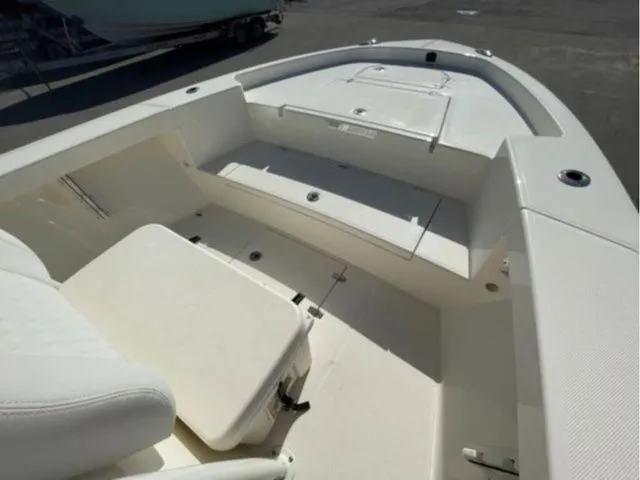 Slide: The Image of Pathfinder 2400 Open 2025 - 4