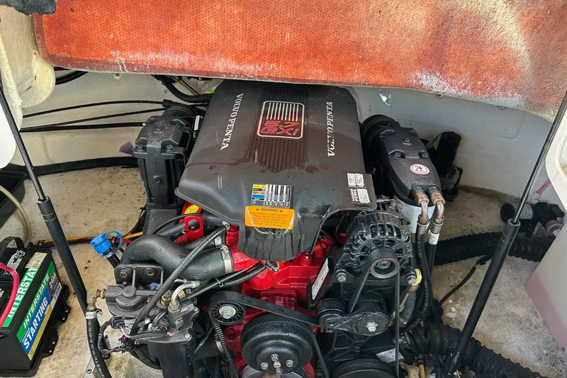 Slide: The Image of Engine compartment of a 2005 Chaparral Sunesta 252 with Volvo Penta engine. - 27