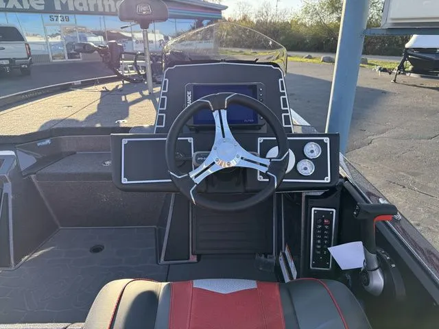 Slide: The Image of Ranger Z520 2026 - 5