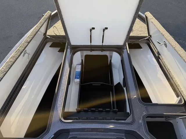 Slide: The Image of Ranger Z520 2026 - 6