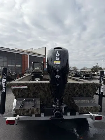 Slide: The Image of SeaArk 2072 MVJT Flatcat Jet 2026 - 3