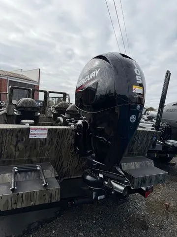 Slide: The Image of SeaArk 2072 MVJT Flatcat Jet 2026 - 3