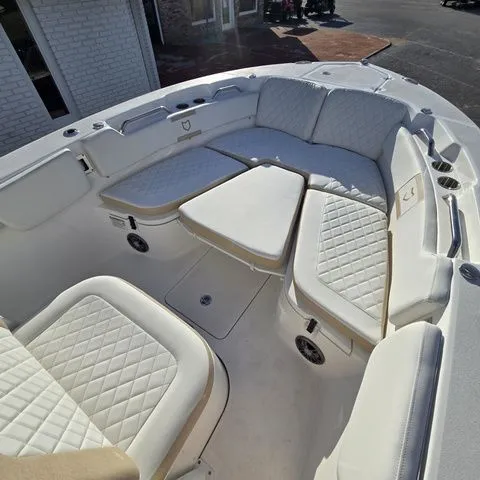 Slide: The Image of Sea Fox 248 Commander 2026 - 11