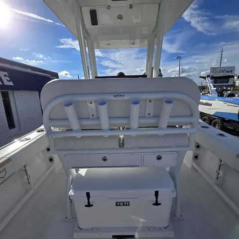 Slide: The Image of Sea Fox 248 Commander 2026 - 19