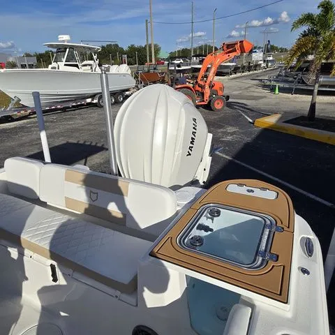 Slide: The Image of Sea Fox 248 Commander 2026 - 22