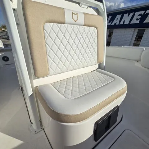 Slide: The Image of Sea Fox 248 Commander 2026 - 9