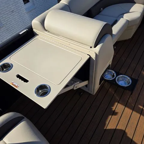 Slide: The Image of Bentley Pontoons Legacy Navigator 203 2026 - 13