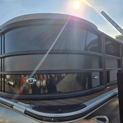 Slide: The Image of Bentley Pontoons Legacy Navigator 203 2026 - 19