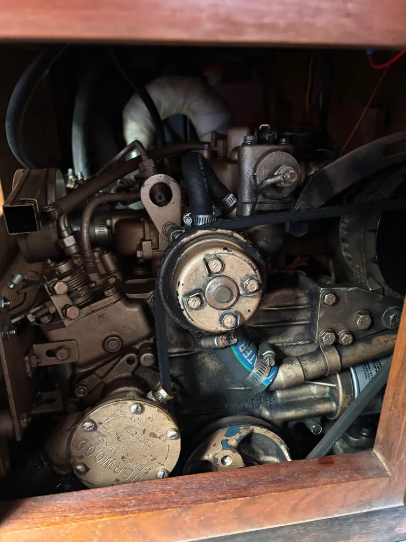 Slide: The Image of Catalina 25 1986 - 58