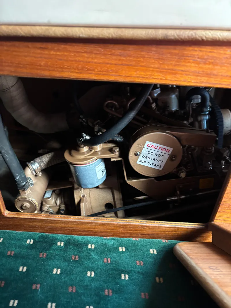 Slide: The Image of Catalina 25 1986 - 59