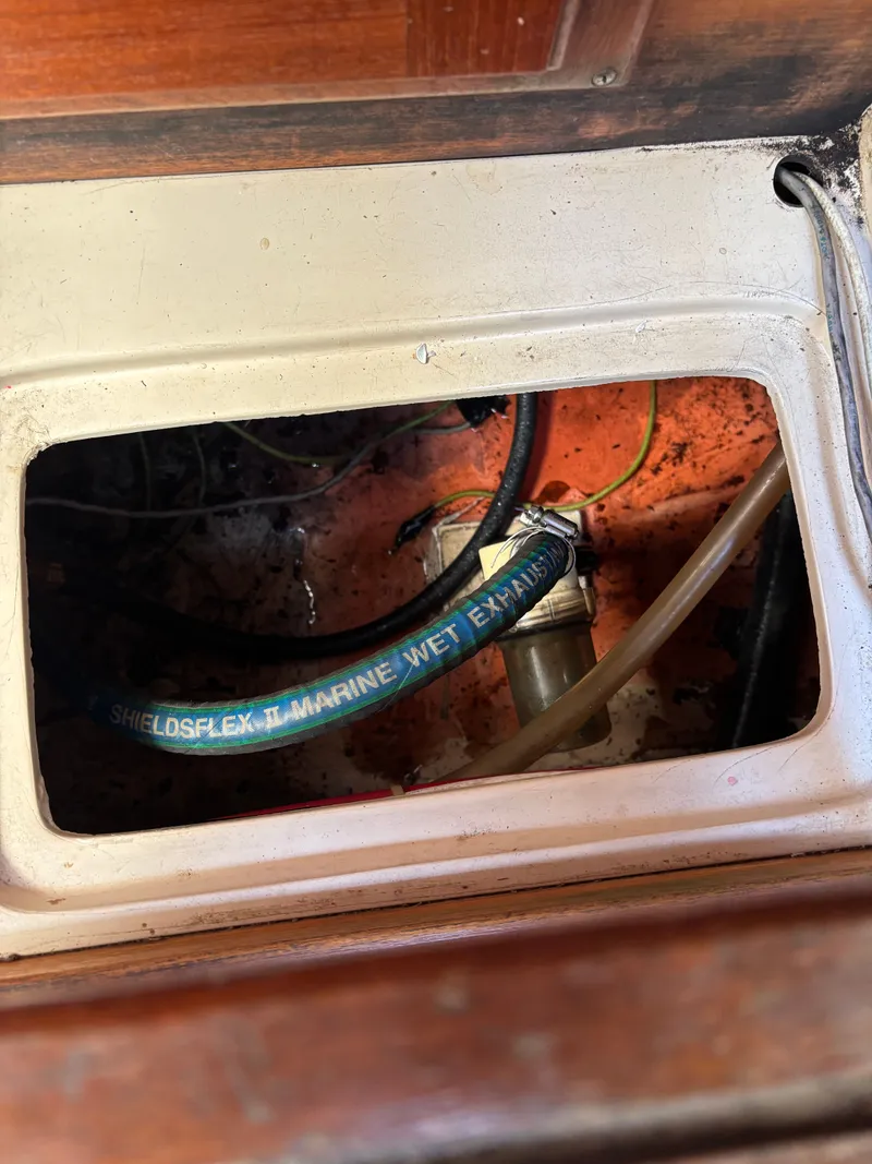 Slide: The Image of Catalina 25 1986 - 60