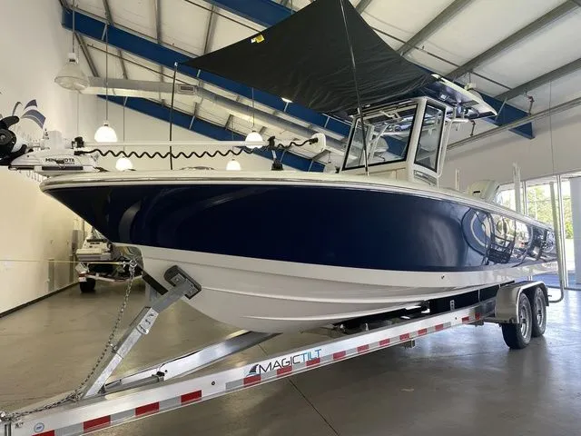 Slide: The Image of Robalo 266 Cayman 2026 - 3
