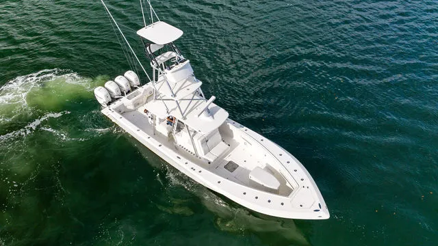 Slide: The Image of SeaVee 390Z 2017 - 25