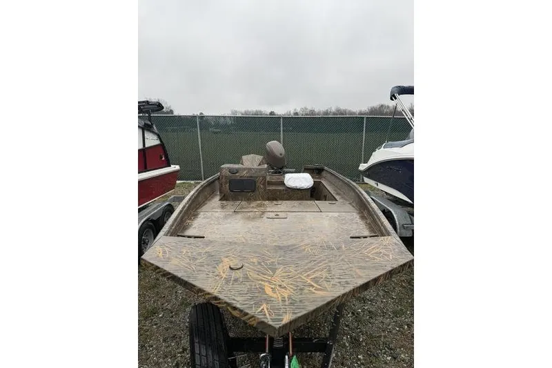 Slide: The Image of 2026 G3 Gator Tough 17 SC boat on trailer. - 3