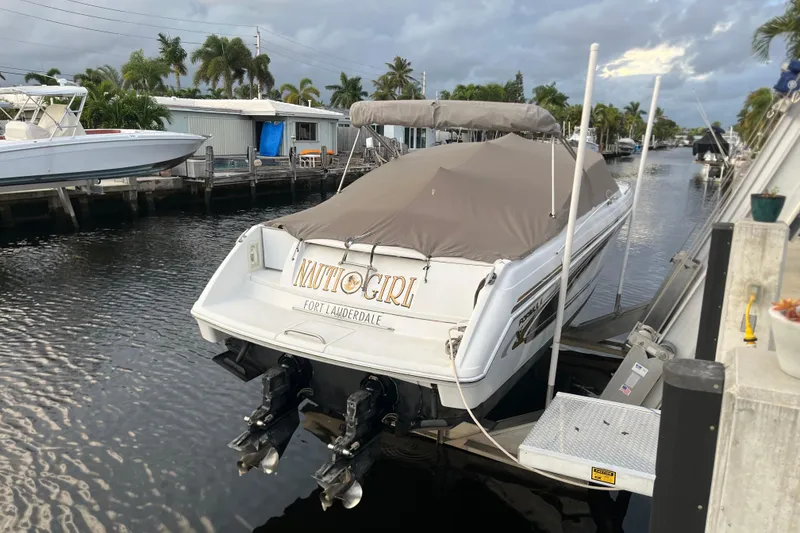 Slide: The Image of 2002 Formula 330 Sun Sport boat docked in Fort Lauderdale canal. - 60