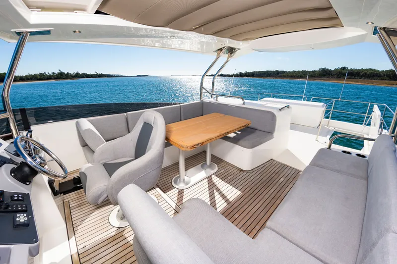Slide: The Image of Beneteau Swift Trawler 48 2022 - 16