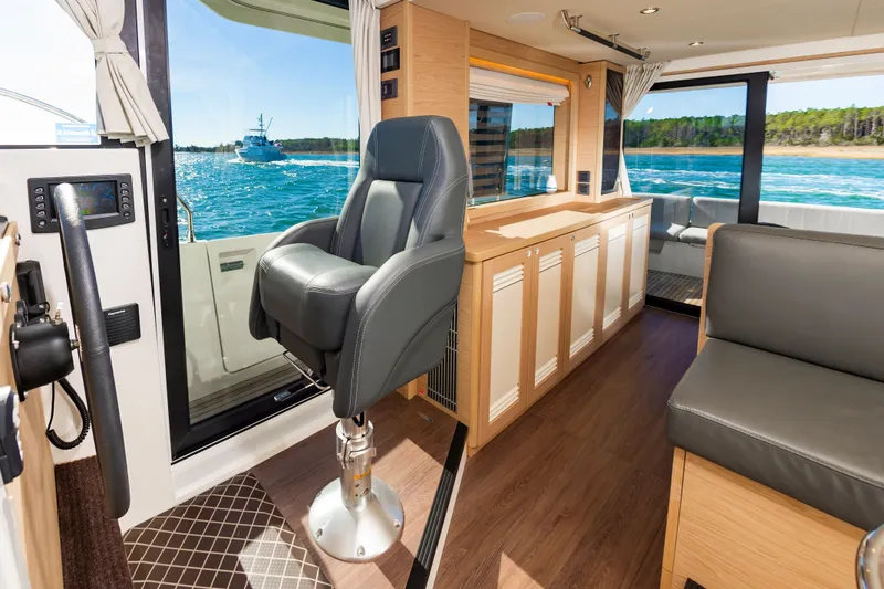 Slide: The Image of Beneteau Swift Trawler 48 2022 - 34