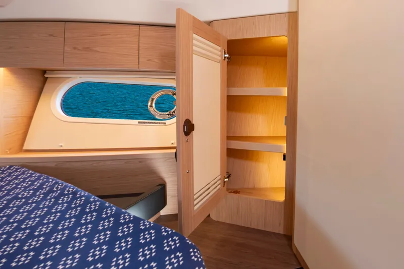 Slide: The Image of Beneteau Swift Trawler 48 2022 - 36