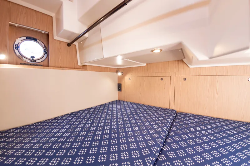 Slide: The Image of Beneteau Swift Trawler 48 2022 - 52