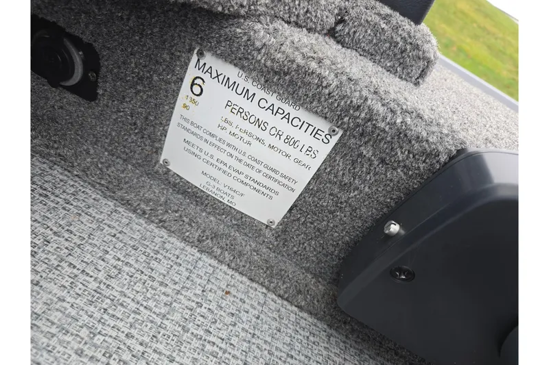 Slide: The Image of 2022 G3 Angler V164 F boat capacity label, maximum 6 persons or 800 lbs. - 12