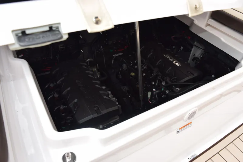 Slide: The Image of 2026 Yamaha Boats 255 FSH Sport H engine compartment, showcasing dual engines. - 24