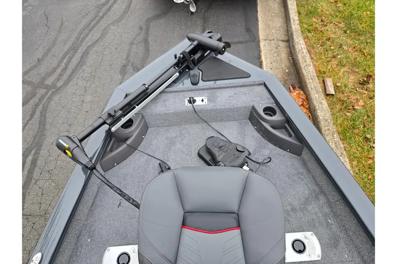 Slide: The Image of 2022 Tracker Pro Team 175 TF boat deck with trolling motor and seat. - 17