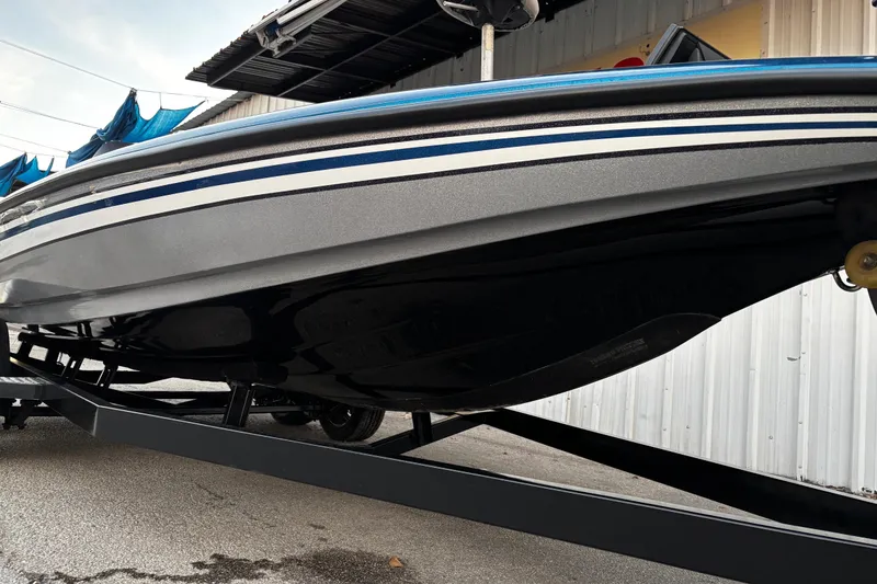 Slide: The Image of Tablet displaying Yamaha runtime RPM data for 2014 Skeeter ZX250, ECU hours: 364.5. - 57