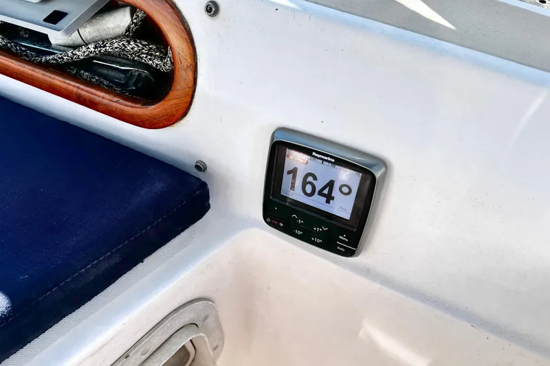Slide: The Image of Compass display on 1985 Catalina 36 sailboat showing 164 degrees. - 21