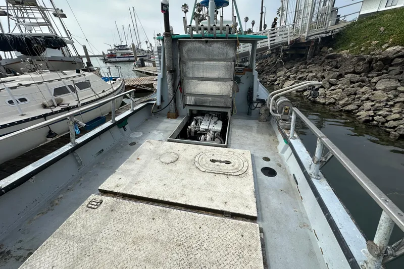 Slide: The Image of Anchor winch on 1982 Vega Marine 30 boat, featuring Kinematics Inc equipment. - 21