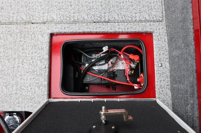 Slide: The Image of Battery compartment of 2022 Tracker Targa V-19 Combo Tournament Edition boat. - 18