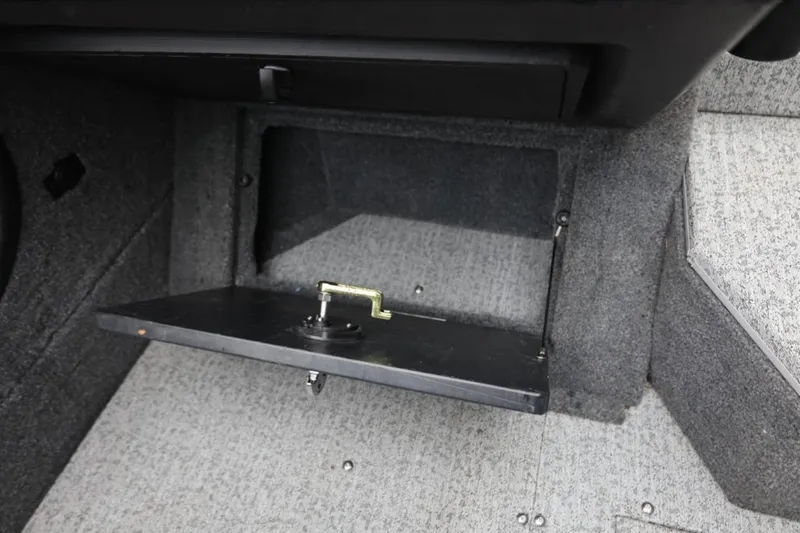 Slide: The Image of 2022 Tracker Targa V-19 Combo Tournament Edition interior storage compartment. - 46