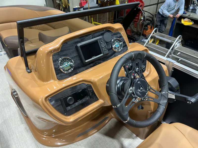 Slide: The Image of Tahoe LTZ 2385 Swingback (VRB) Windshield Tritoon & Honda 4-Stroke EFI 2026 - 12